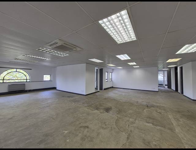 457M² OFFICE TO LET IN HYDE PARK